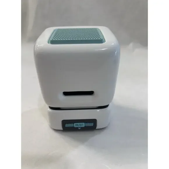 Divoom Ditoo Pro Retro Pixel Art Bluetooth Speaker 15 Watt White - Picture 5 of 7